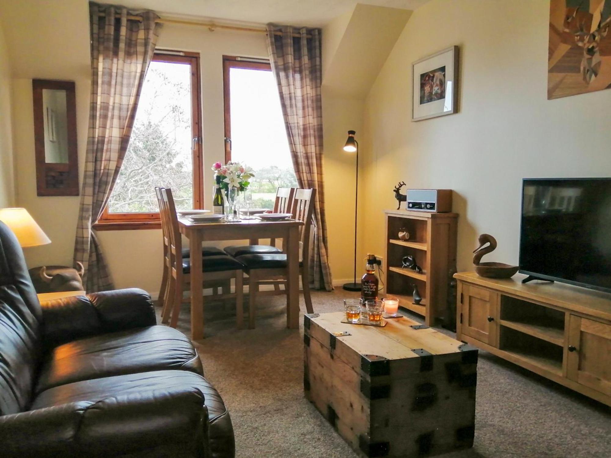 Riverside View Villa Nairn Bagian luar foto